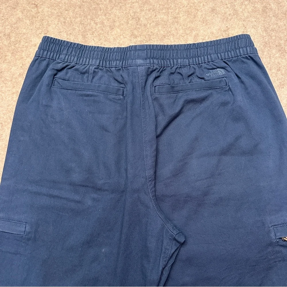 The North Face Blue Pull On Drawstring Cargo Pants Men’s Size Large